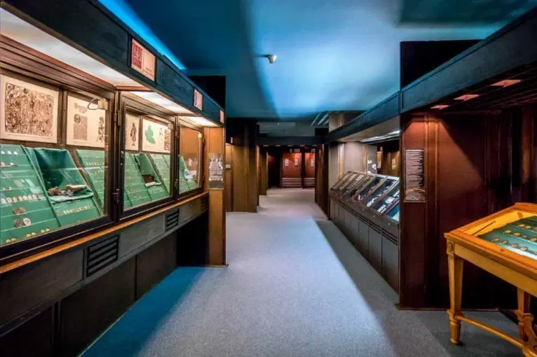 The Numismatic Cabinet