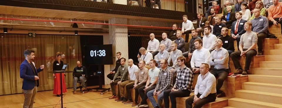 Why Corporations Shouldn’t Follow LinkedIn AI Influencers