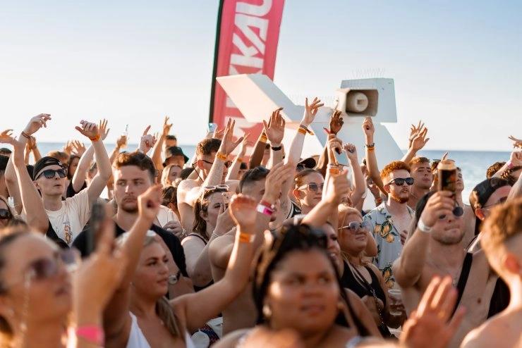 Pukka Up Sunset Boat Party
