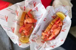 Cousins Maine Lobster Food Truck at Finlay Park – Columbia