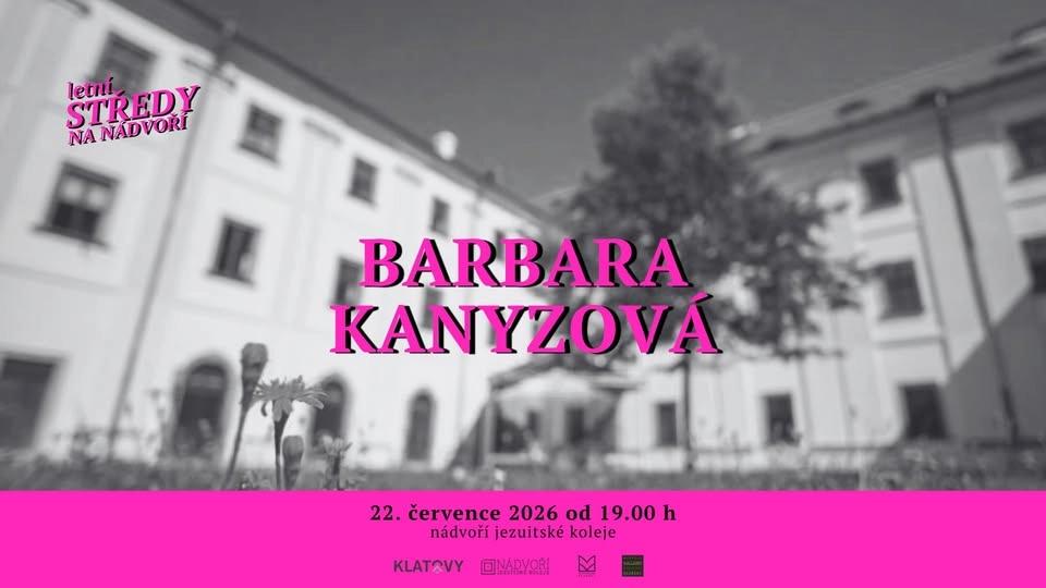 Barbara Kanyzová na nádvoří