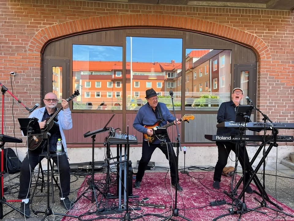 TRENDERS- Känsla och Kärlek