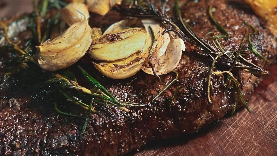 Steak & Bourbon Garlic Sauce