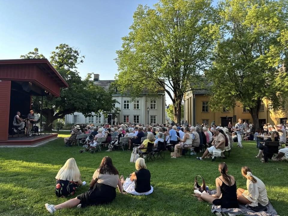 Allsång i Almen - Allsångsklassiker med Norrskensorkestern | FRI ENTRÈ