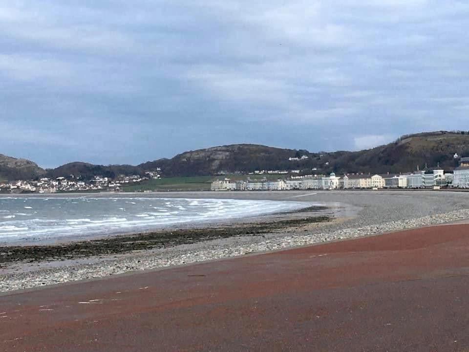 60 and Over Residents Summer Coach Trip to Llandudno