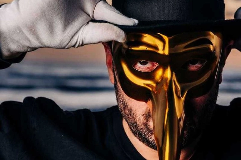 Claptone