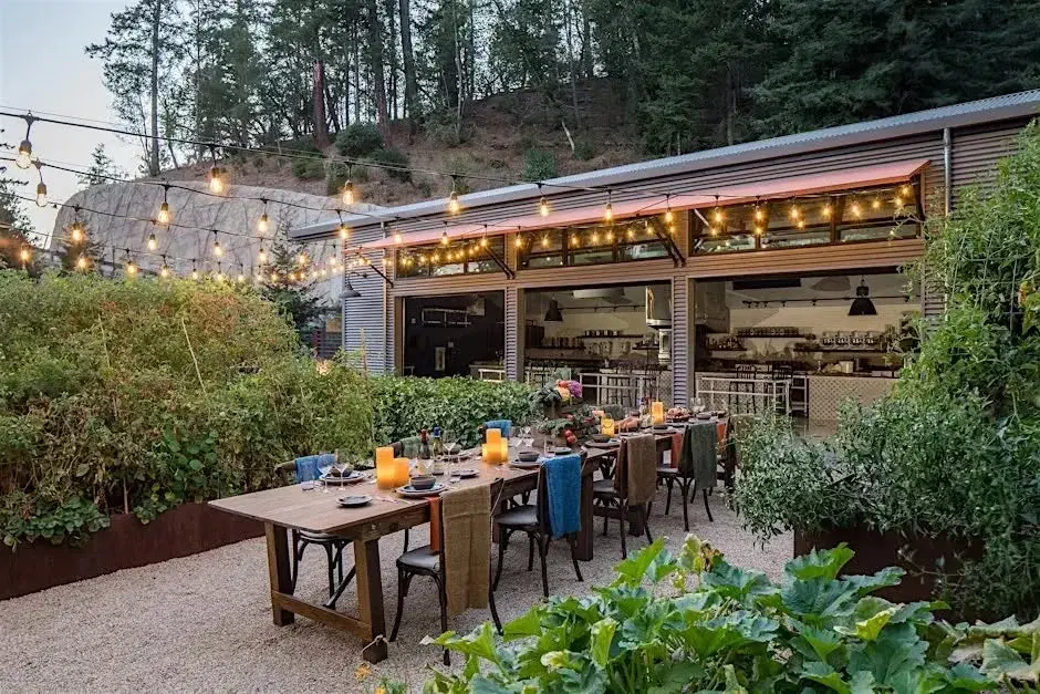 Teaching Kitchen Education Dinner: Sparkling Mediterranean Exploration