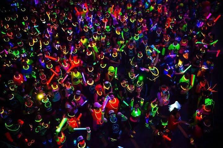 NEON NIGHTS FREE LED ACCESORIES