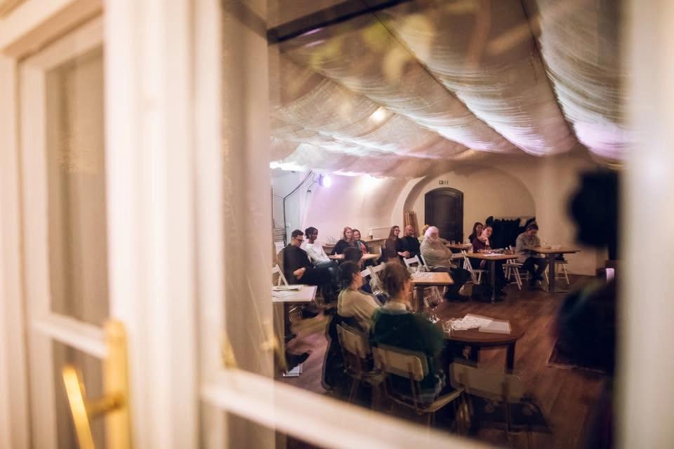 LITERÁRNĚ-PŘEKLADATELSKÝ PUB KVÍZ ❗️KAPACITA NAPLNĚNA ❗️
