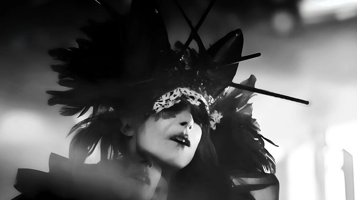 IAMX (UK) // Live at Plan B — Malmö