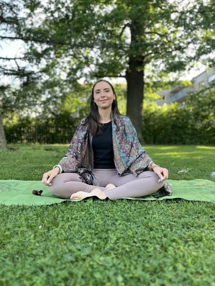 Utomhusyoga för välgörenhet💛🧘♀️🧘
