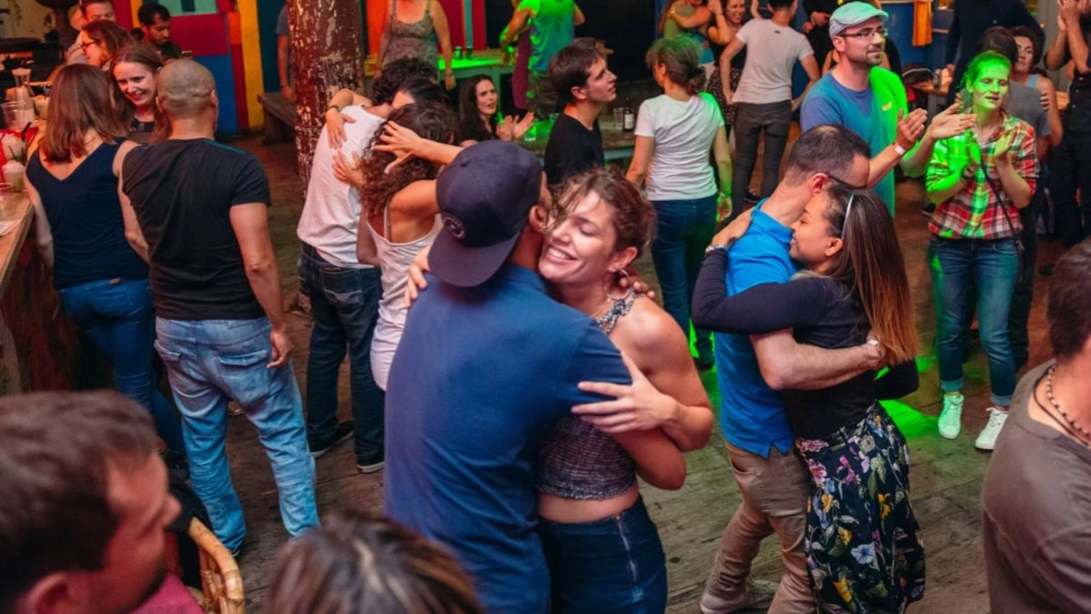 Forró💃🏻 #1 Latin Social Dancing in Prague ✨ Beginners welcome