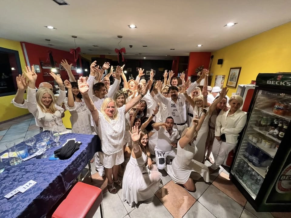 White single party by Celestino a Bibbiano di Reggio Emilia