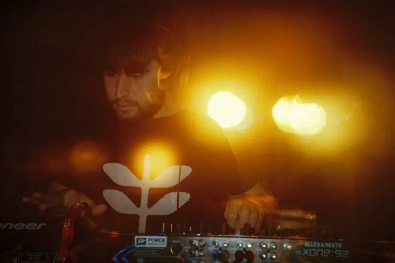 ARCHA+U: Základy DJingu s litterbinem