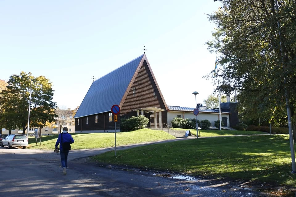 Gudstjänster i Norrstrandskyrkan, april