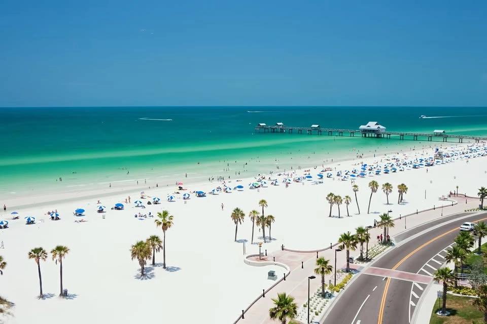 Clearwater beach day trip adventure with the FUN girls