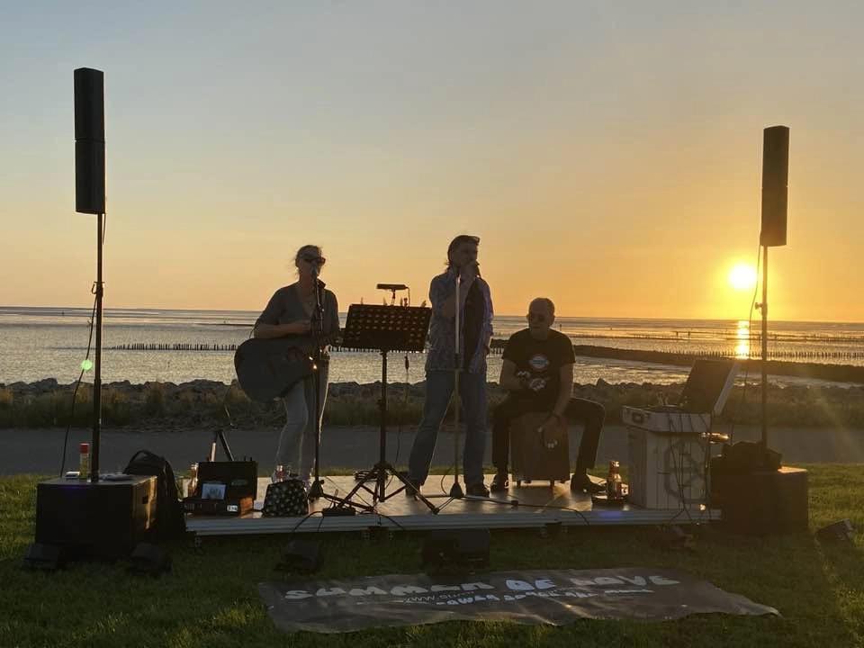 Biergarten Konzert: Summer of Love