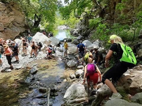 Μανικιάτης Καταρράκτης & Παραλία Μουρτερής. Διπλή δροσιά!!!