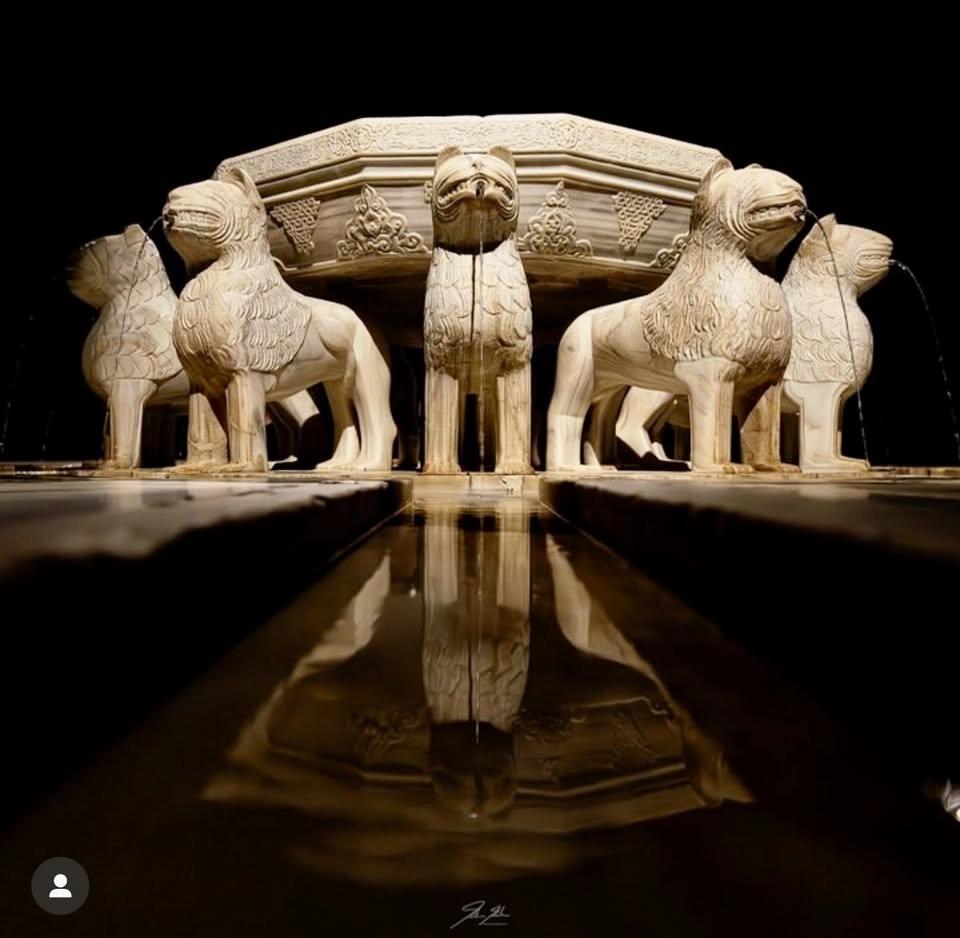 VISITA GUIADA: Alhambra nocturna. Palacios Nazaríes y entorno (8 y 22 de Mayo)