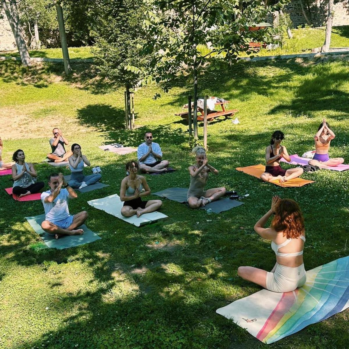Dünya Yoga Günü'nde Pop Up Yoga Bebek'te!
