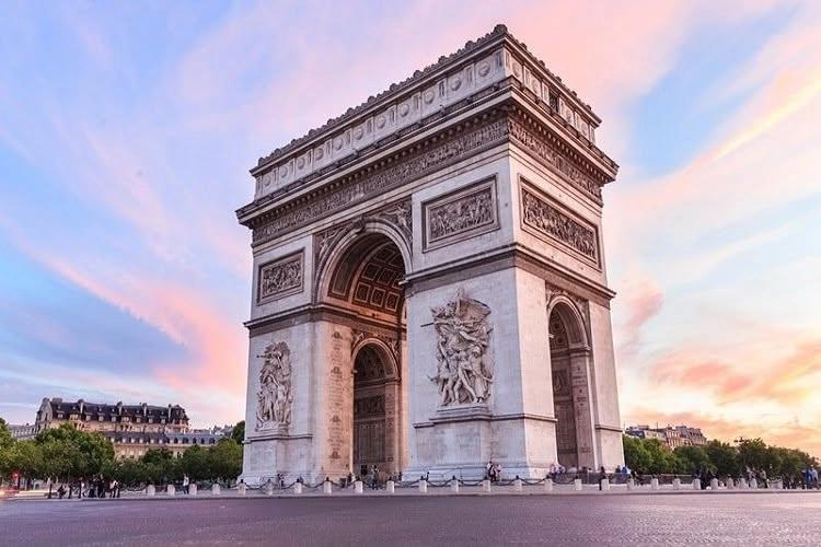 Bonjour Paris on 25 July 2026 by UNIFLUCHT