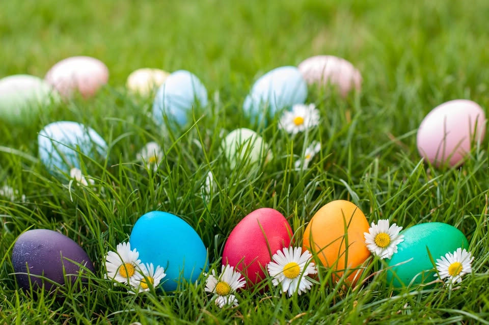 MINI EASTER EGG HUNTS, APRIL 1ST THROUGH APRIL 4Th