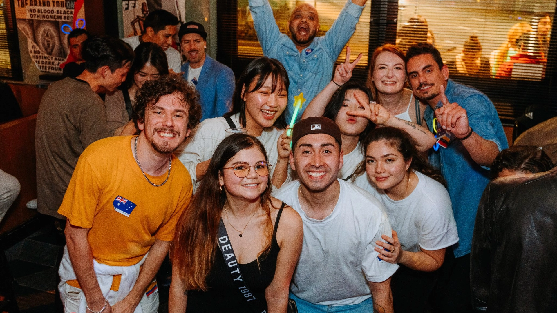 Social + Language Exchange + Latin Party 🌏🌸🥂