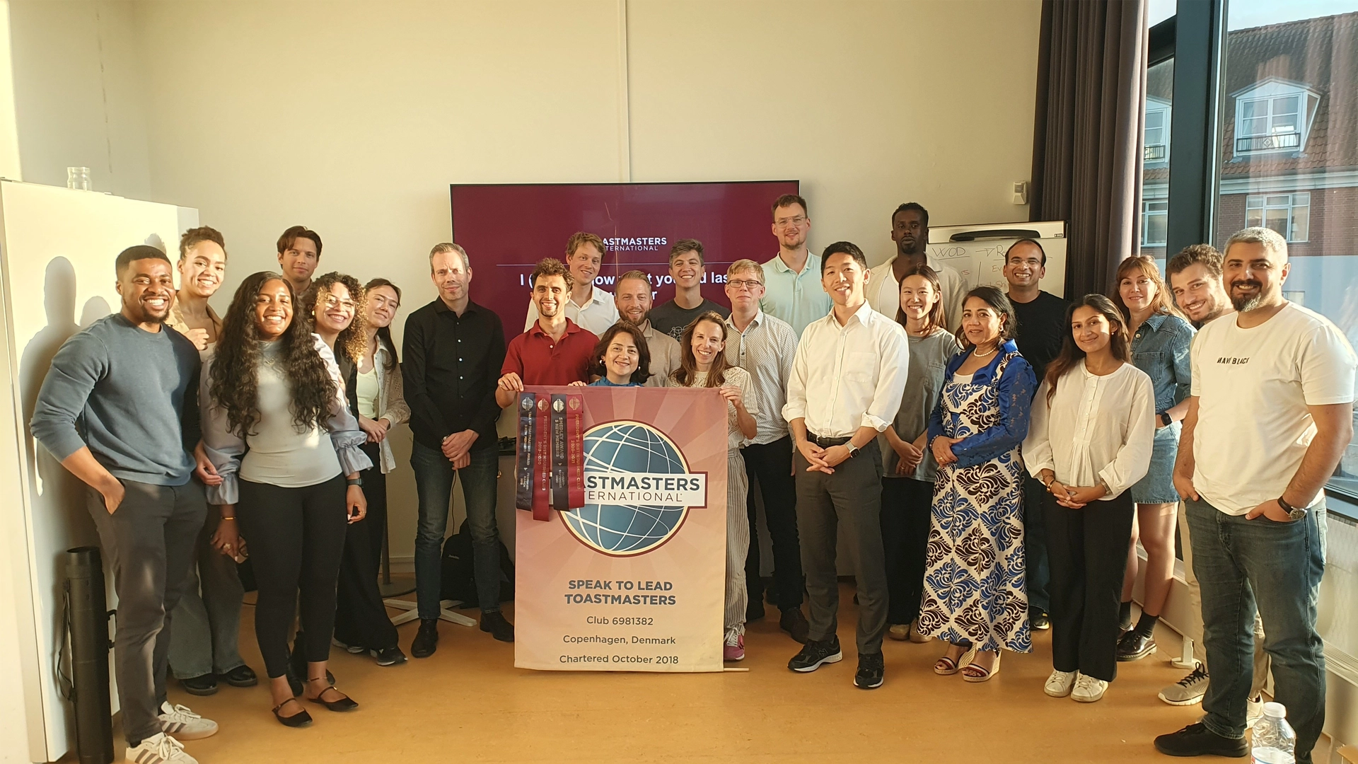 If you can speak, you can lead! Practice with Speak to Lead Toastmasters