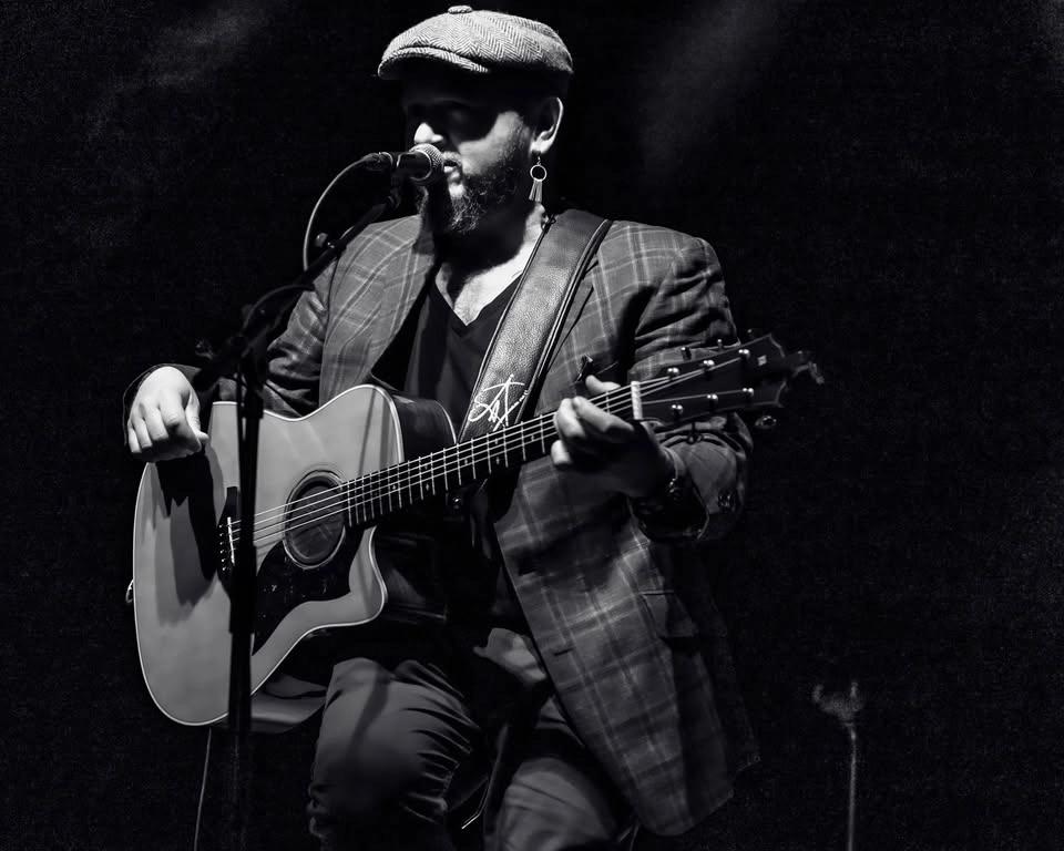 ARD matthews LIVE! @ café Roux
