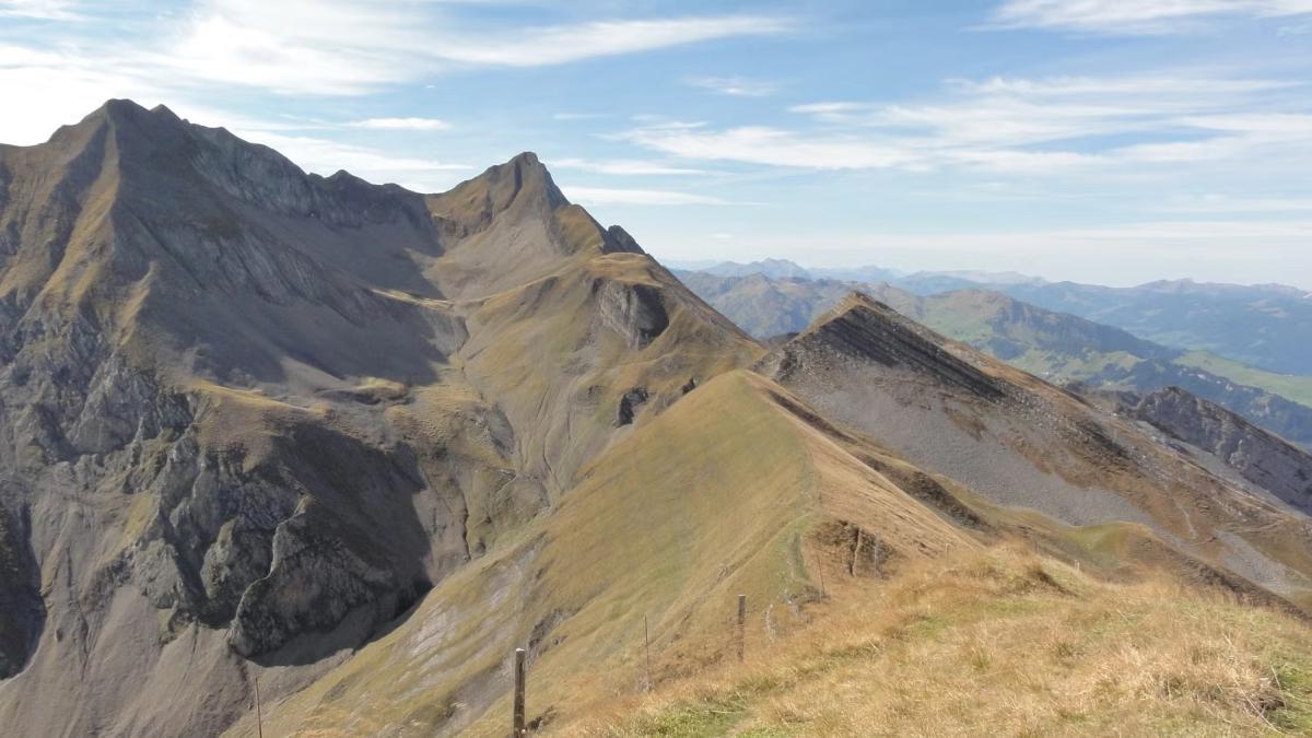 Ridge & Not so Famous: Haldigrat Ridge to Brisen (2'403m) and onwards