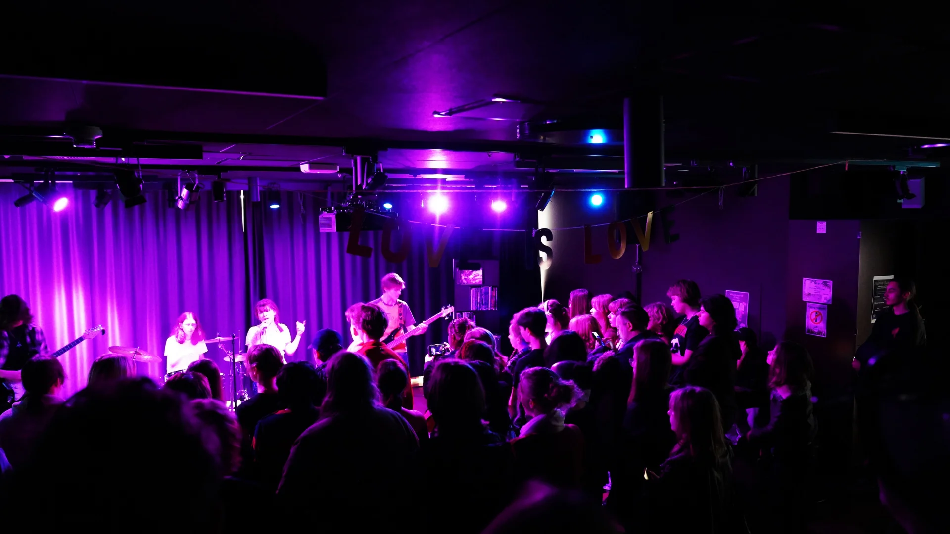 Odödlig poesi och drömsk musik