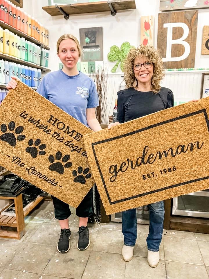 Mats, Muffins & Mimosas: HELLO SPRING! DIY Doormat Workshop