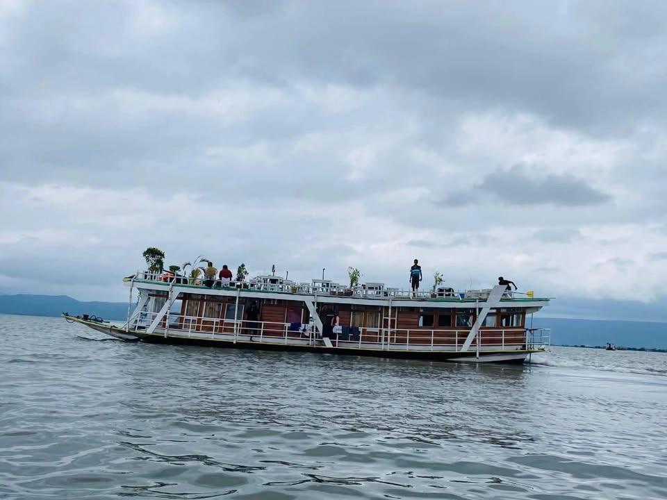 ৫৯৯৯ টাকায় প্রিমিয়াম হাউজবোটে টাঙ্গুয়ার হাওর ভ্রমণ