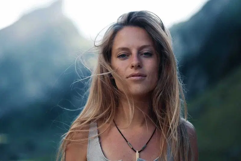 Nora En Pure
