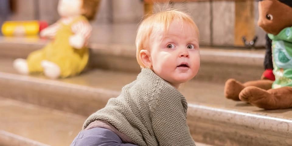 Mässa med små och stora i Bro kyrka