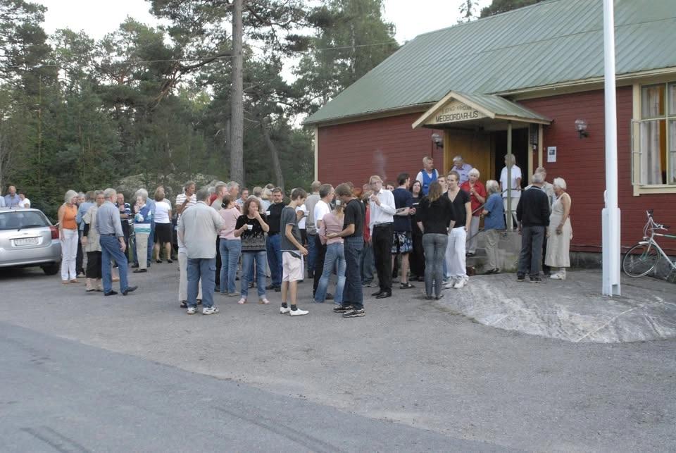Midsommarhelgs auktion Björkö Arholma Medborgarhus söndag 21 juni kl.13:00 visning kl.12:30
