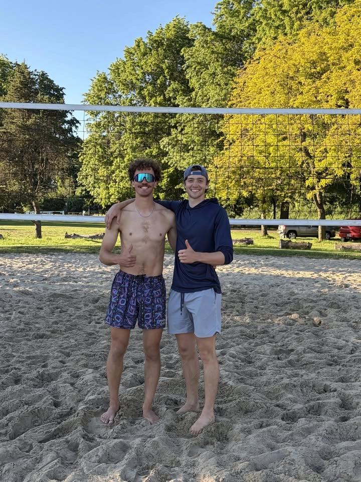 Men’s Doubles Tourney