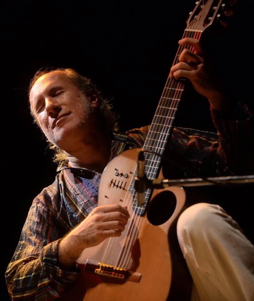 QUIQUE SINESI w: Thiago Duarte, Amoy Ribas, & Augusto Sinesi