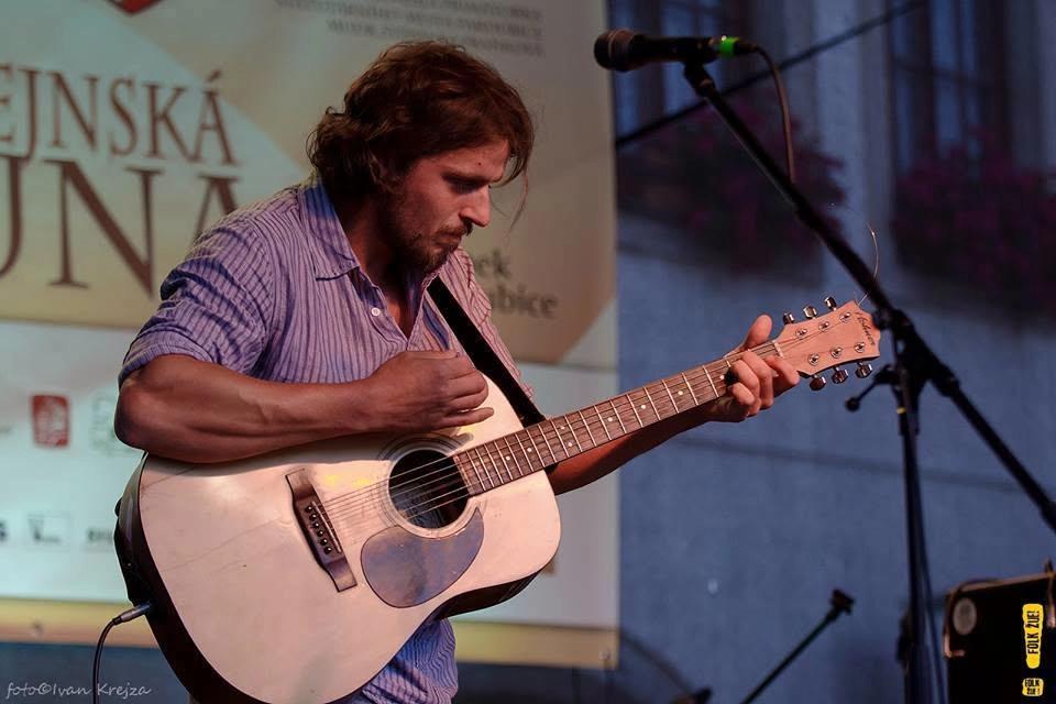 BUSKING NA ZAHRÁDCE: Michal "Willie" Sedláček