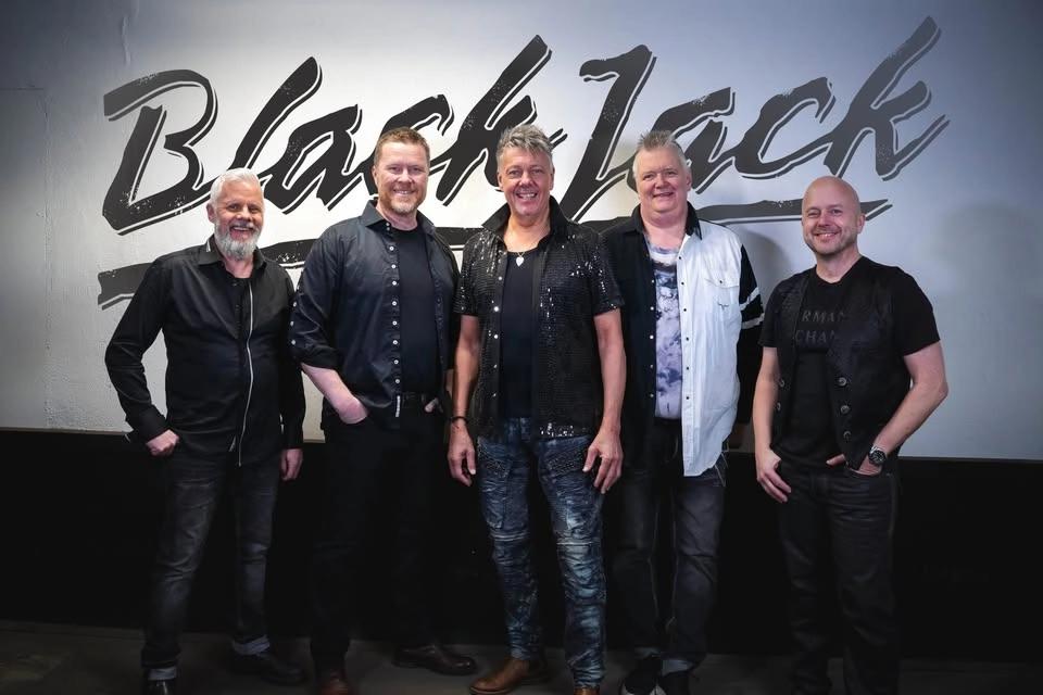 Black Jack & Inte helt 100 på Hjortnäs Brygga