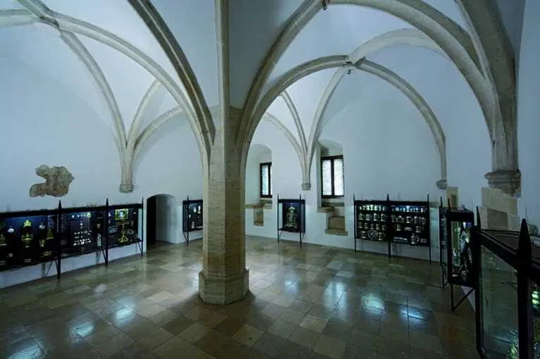 Crown Treasury and Armoury