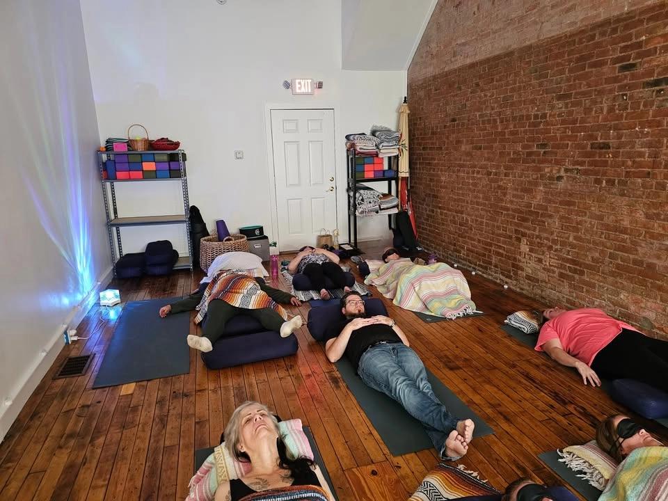 Community Acupuncture at The Aligned Collective