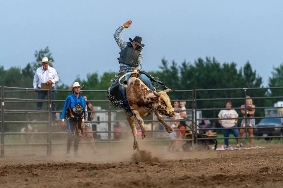 RICE RODEO BULLS & BARRELS