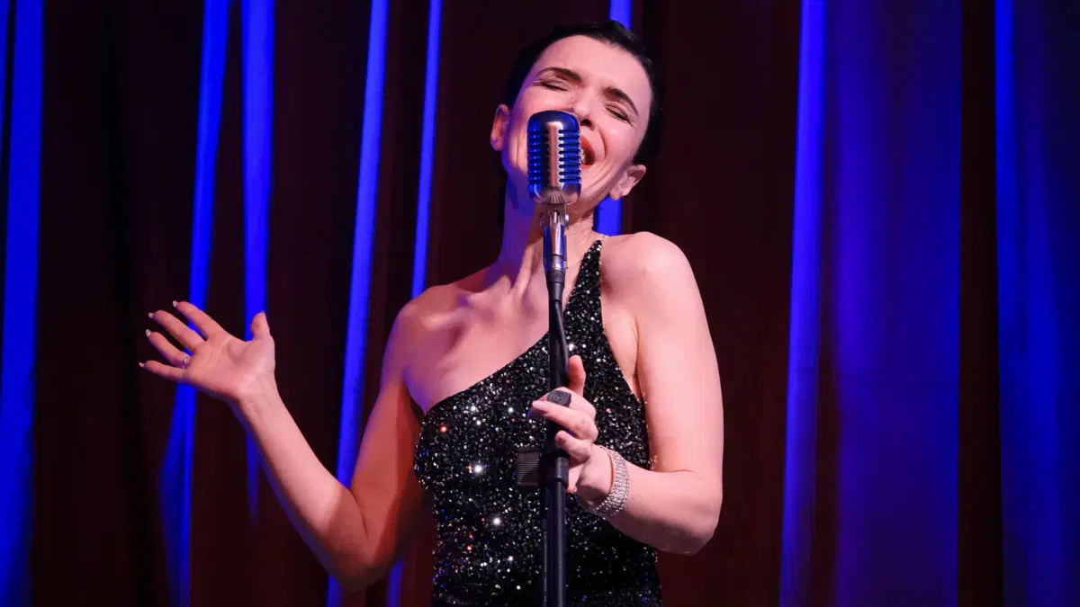 Jazz & Soul: BLUEBERRY MOON (book table)