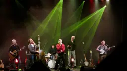 Euskefeurat - Minnena behöver oss