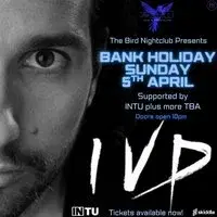 IVD - Ian van Dahl returns