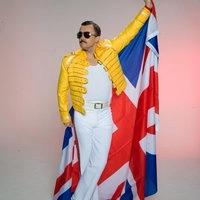 Ian Adams as Freddie Mercury, Tribute Artist