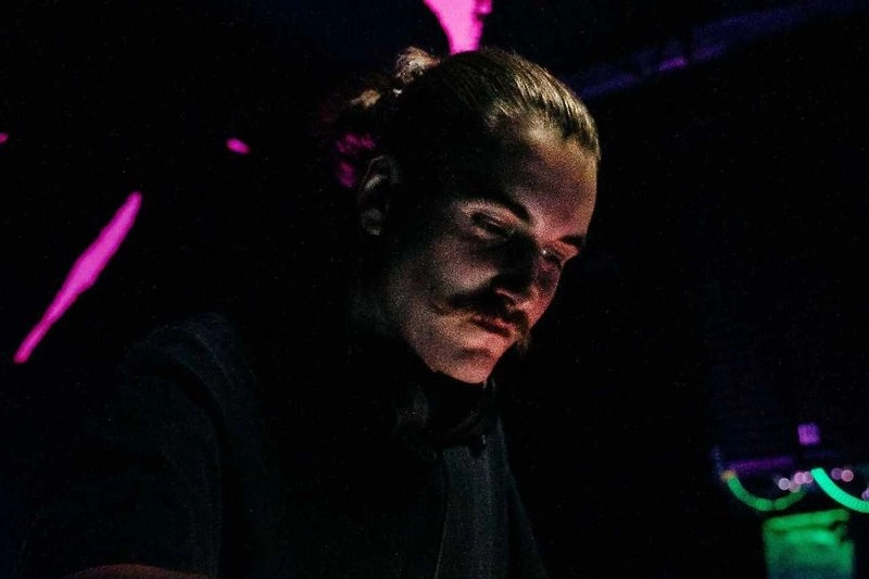 Len tak v Kácečku: Carl