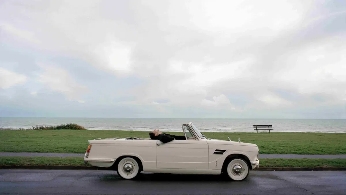 Henry Moodie + support