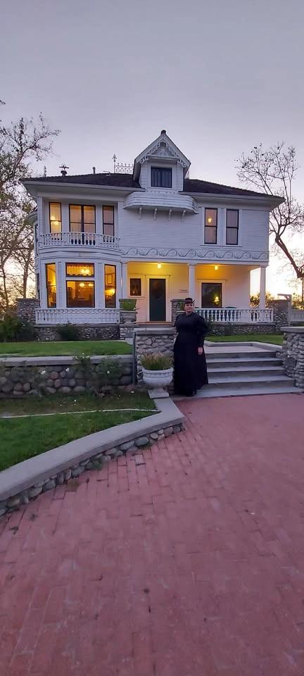 The Kellogg House Ghost Tour